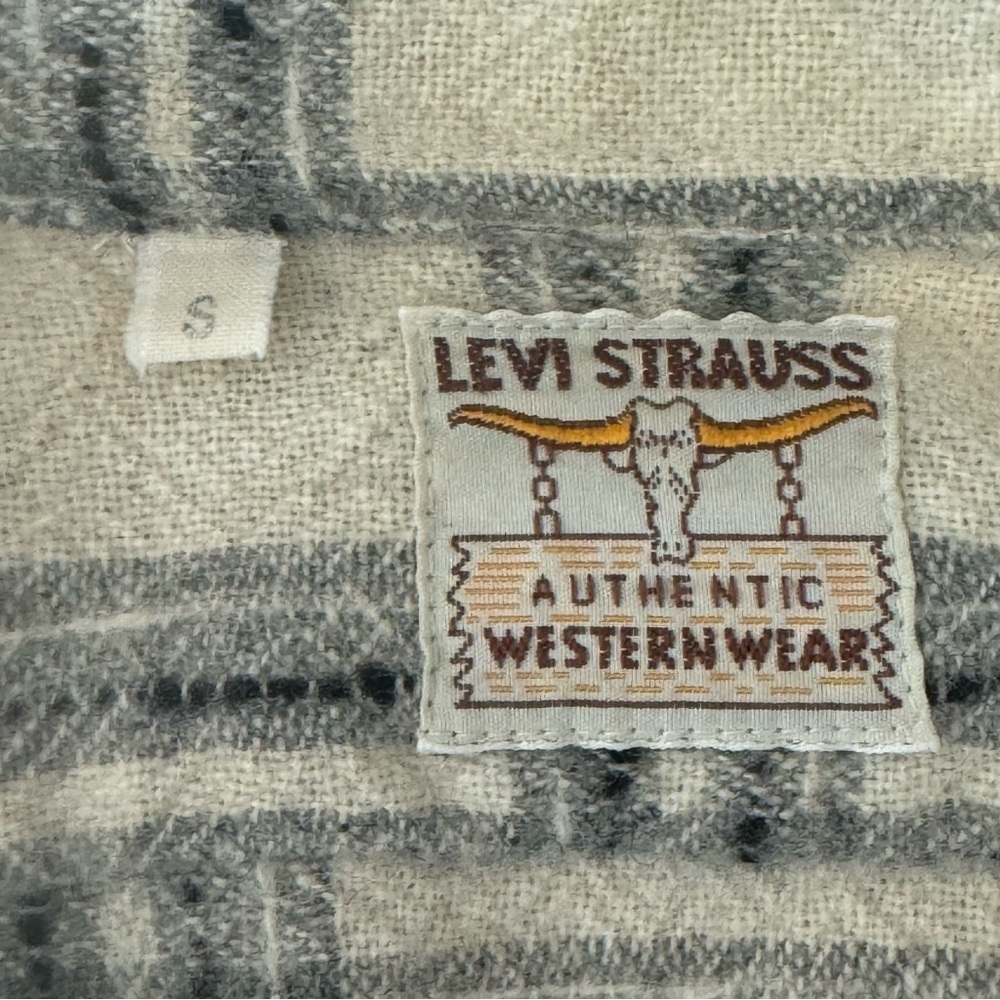 Rare LEVI'S Vintage Clothing Longhorn Shirt 100% Wool Made In Italy Plaid Small - Picture 2 of 16